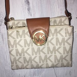 Michael Kors crossbody bag!